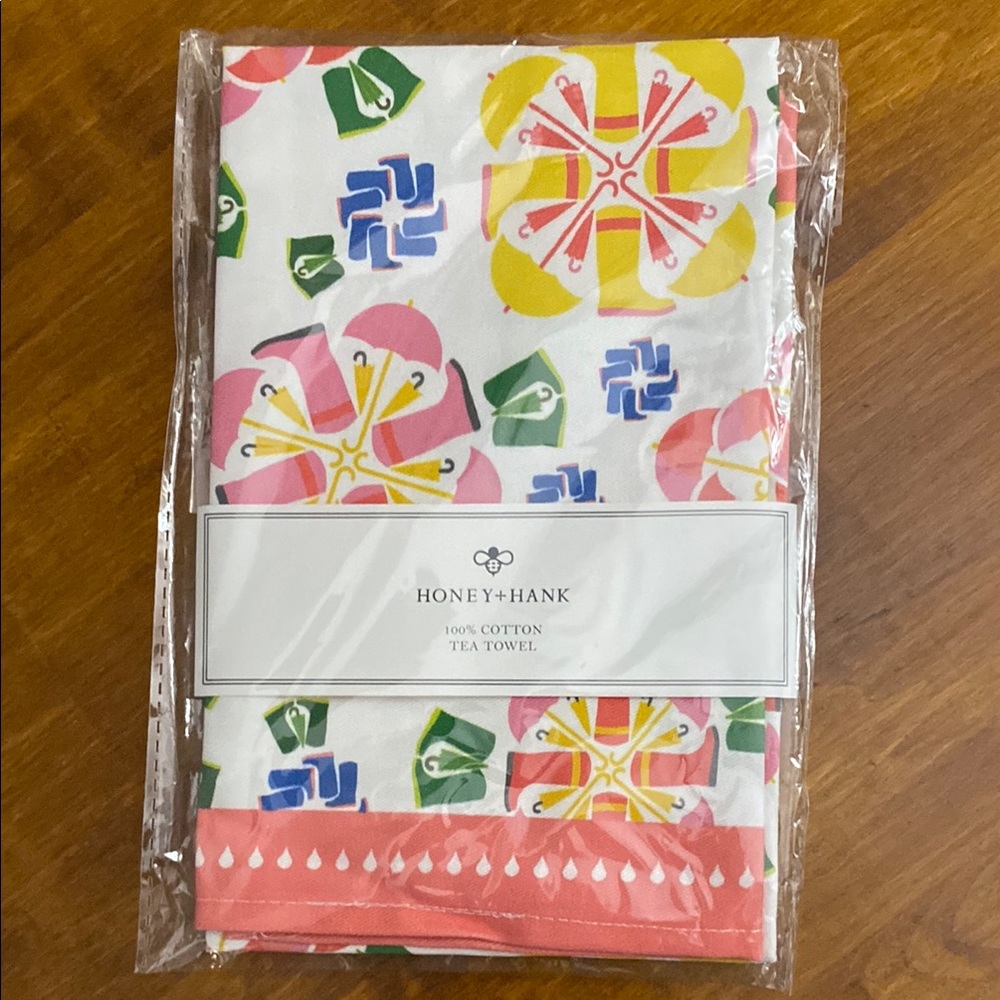 NWT Honey & Hank Tea Towel